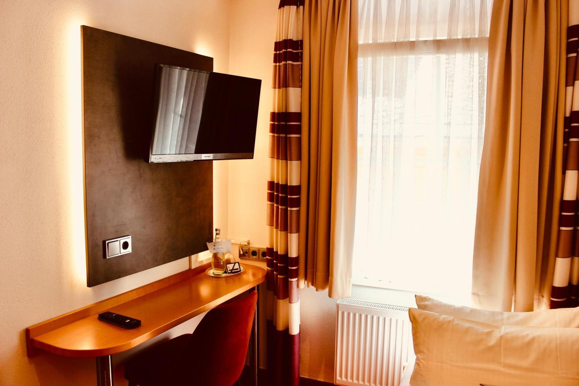 Hotel Weinhof Cochem Bagian luar foto