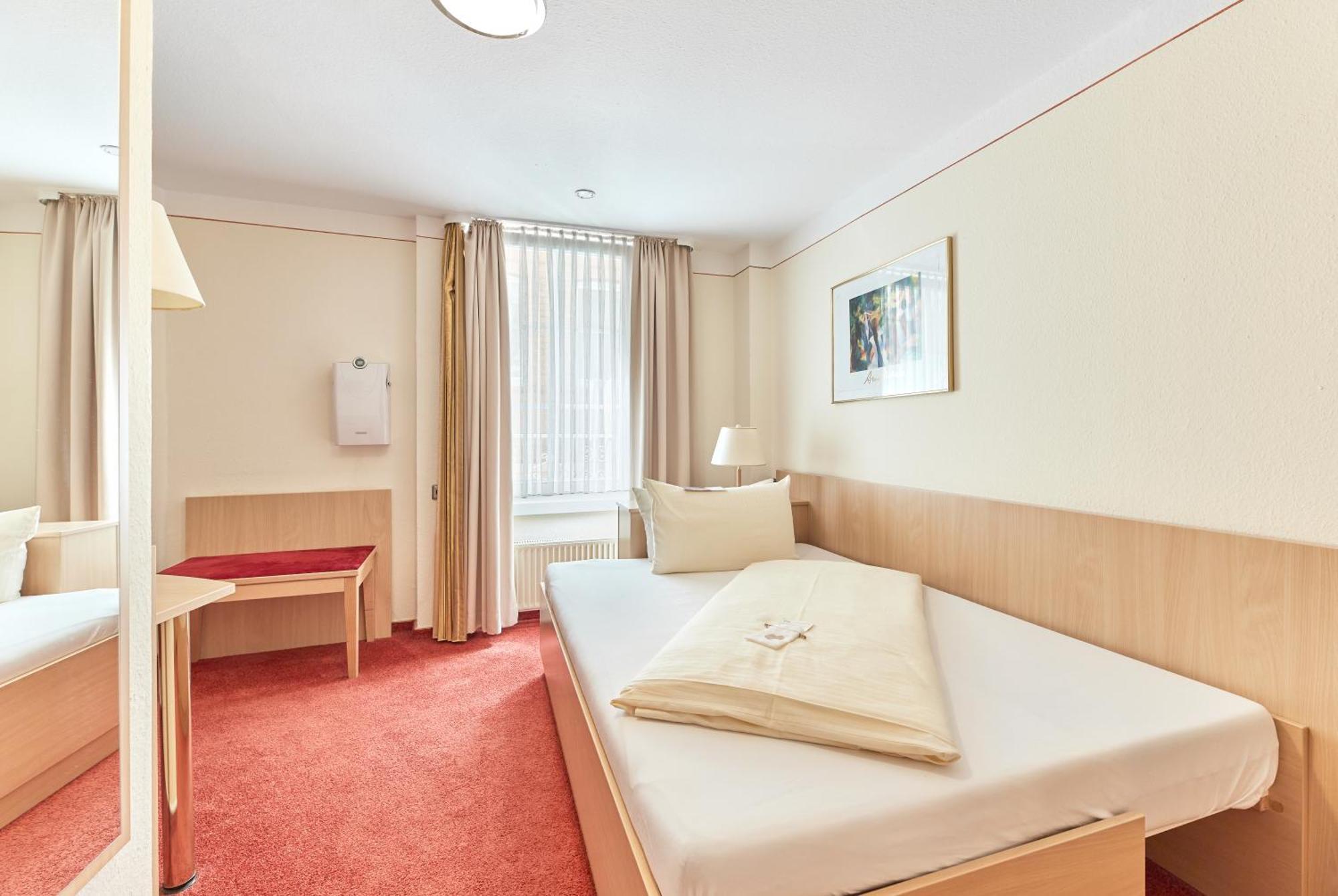 Hotel Weinhof Cochem Bagian luar foto