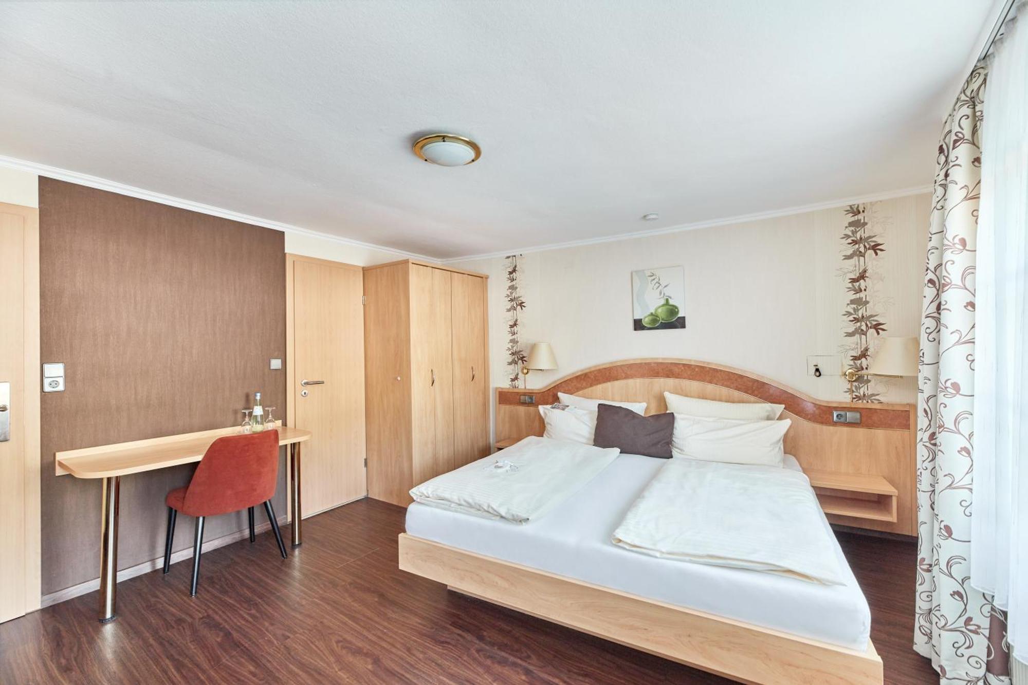 Hotel Weinhof Cochem Bagian luar foto